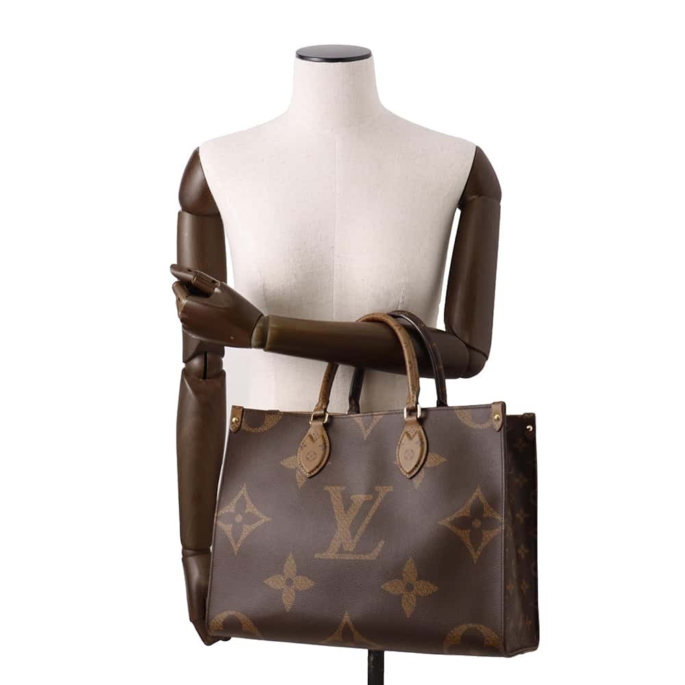 Louis Vuitton Tote Monogram Giant Bag Reverse OnTheGo Handbag - Picture 5 of 12